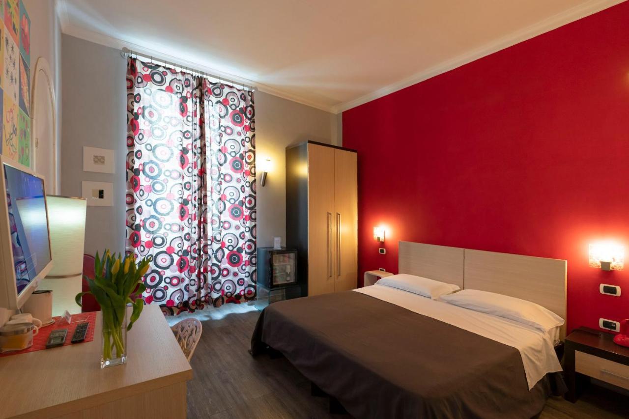 H Rooms Boutique Hotel Неаполь Экстерьер фото
